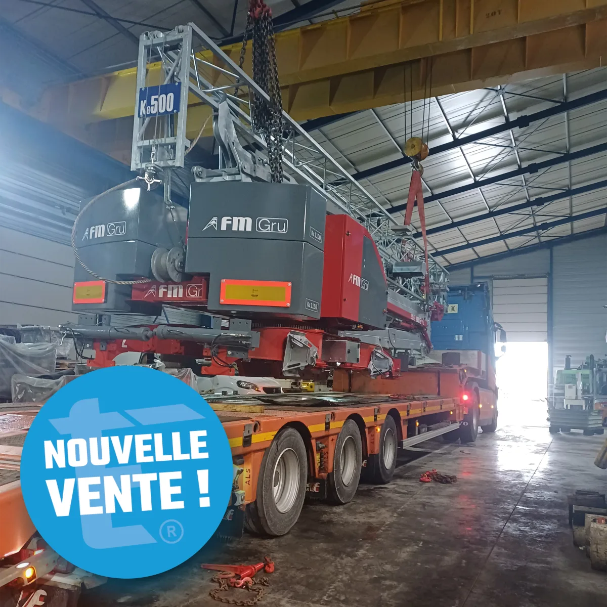 Préparation et chargement de la grue 524 RBI-FA FMGRU chez Eurogrue avant livraison
